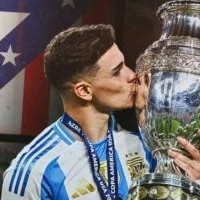 擦肩而过！电讯报：去年利物浦提议用迪亚斯换小蜘蛛，被曼城拒绝